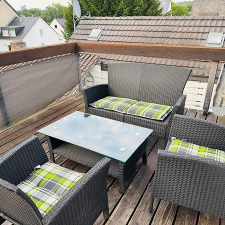 Balkonwohnung In Moselnaehe * 코블렌츠